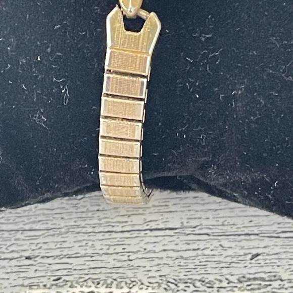 Vintage TIMEX Women’s Watch Gold Tone Stretch Band Needs Batteries Not Tested - Picture 5 of 9